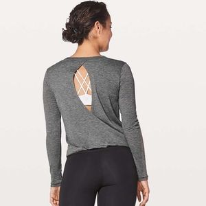 lululemon wild twist long sleeve size 4